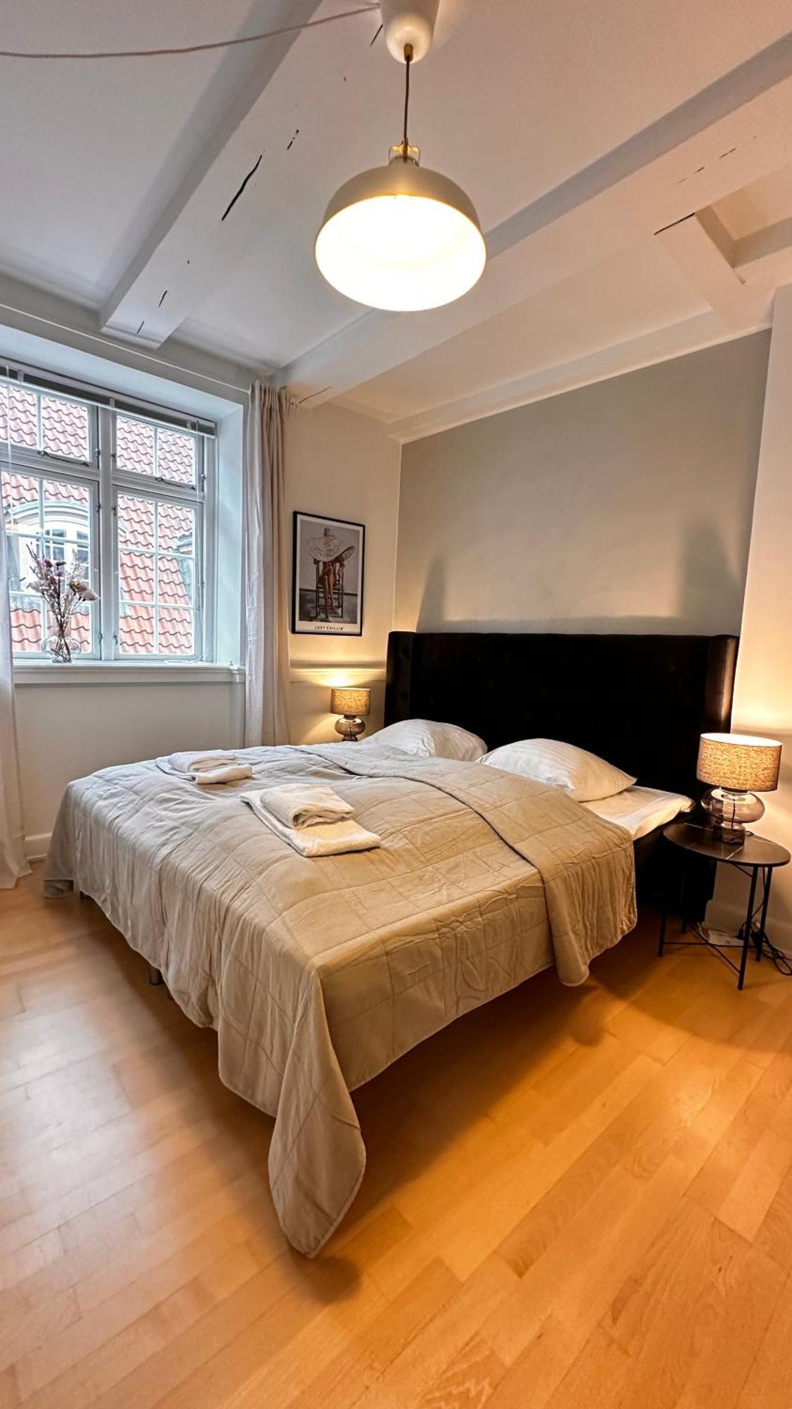 Lejlighed Lovstraede From 1 To 6 - Carolinas København